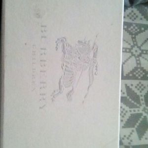 Burberry kids sneakers